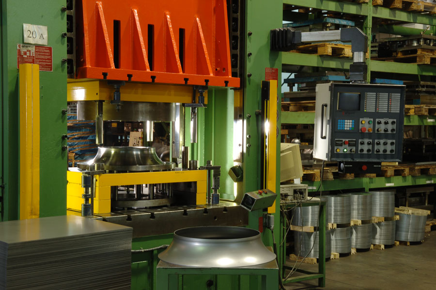 Sheet metal forming: what it is, when it is needed